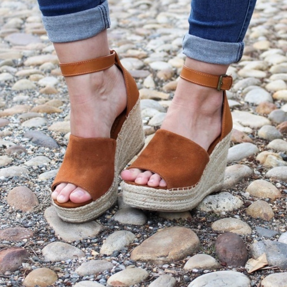 Steve madden jaylen wedge sandal size 8.5